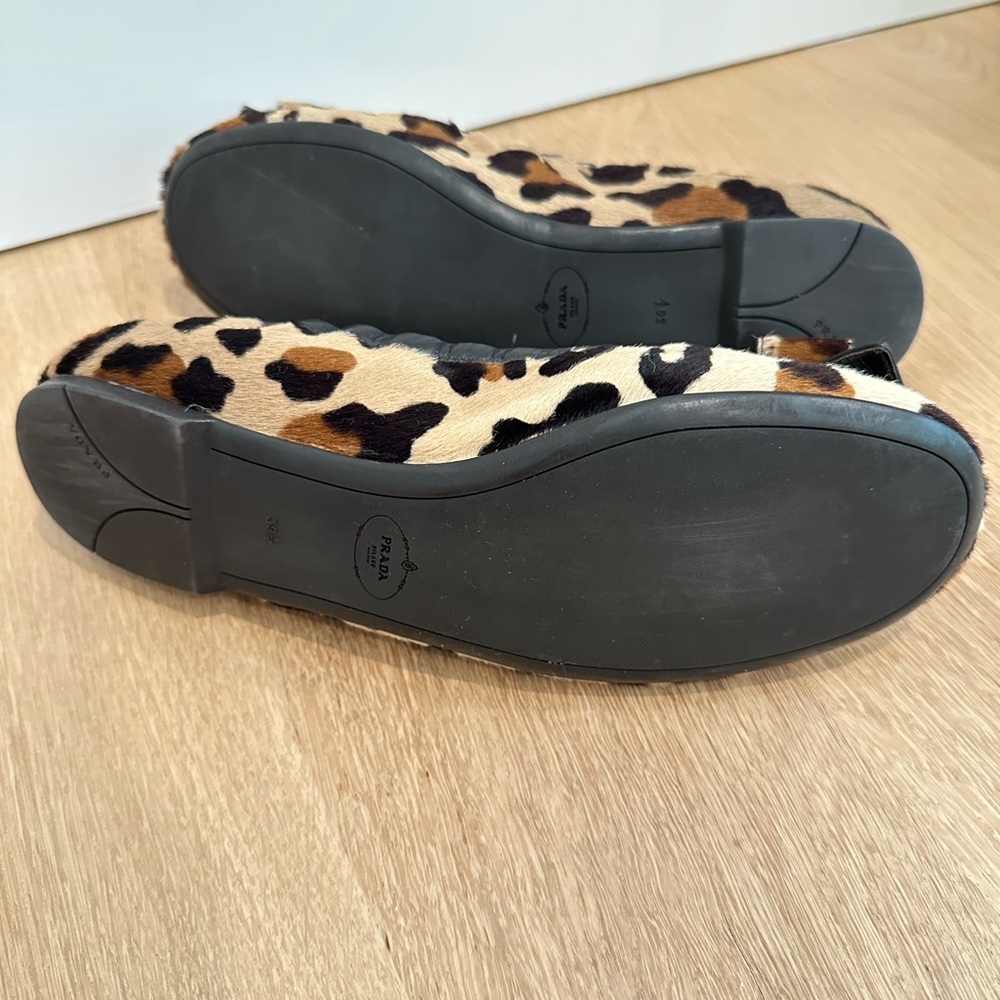 Prada leopard cheetah print calf hair ballet flats with bow size 39.5 / 9.5